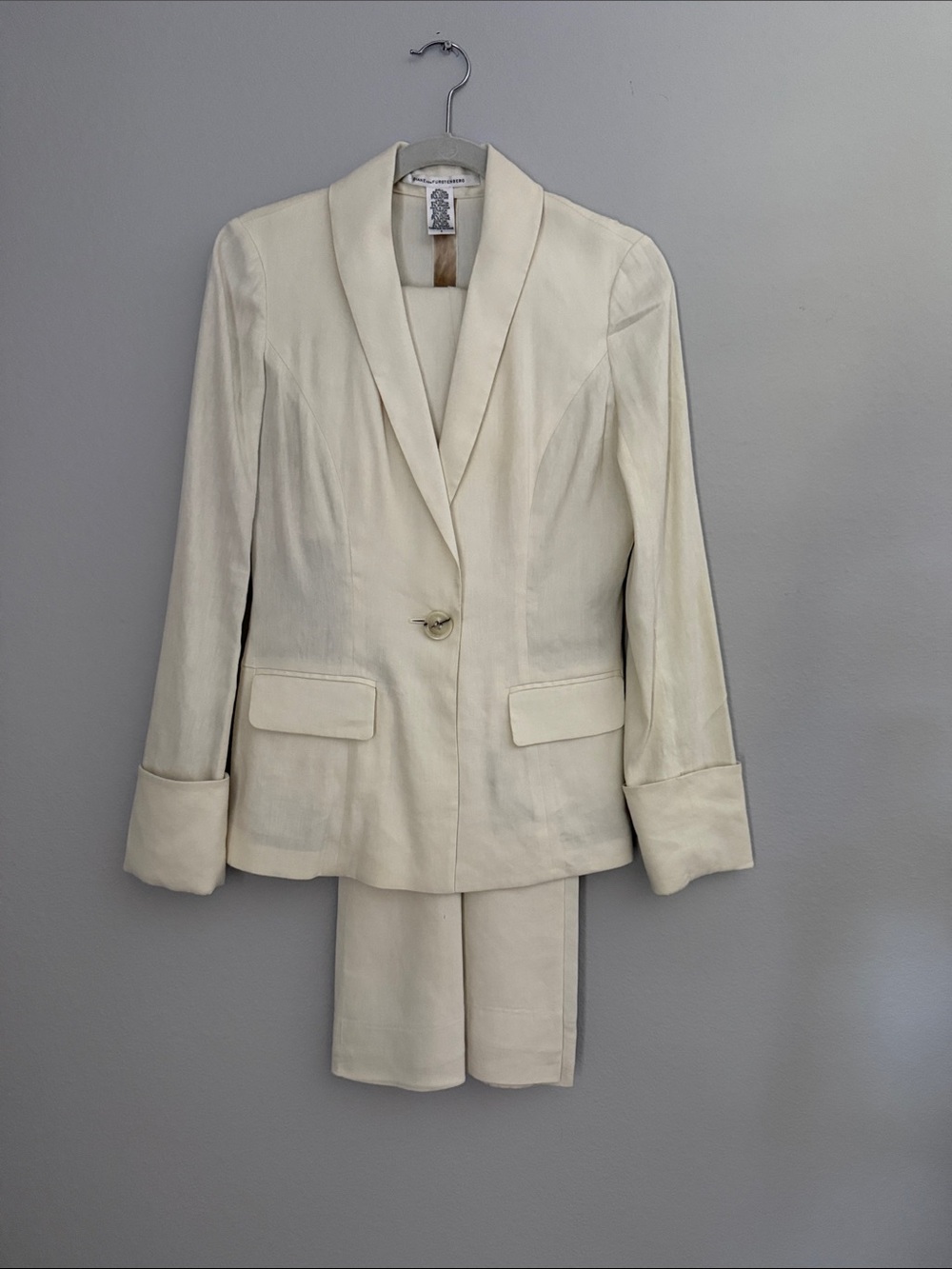 Diane Von Furstenberg Cream Single-Button Shawl Collar Suit Jacket